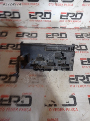 BMW F10 SİGORTA KUTUSU 925281501
