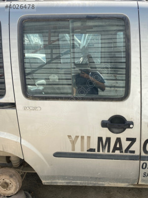 Doplo cargo sağ arka sürgülü kapı