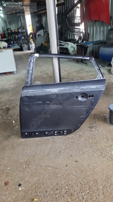 Renualt megane sw 2012 model sol arka kapi