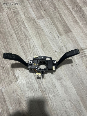 WOLKSWAGEN CADDY SİNYAL SİLECEK KOLU HIZ SABİTLEYİCİ 5K0953507