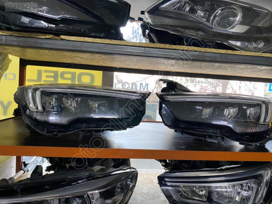 OPEL CROSSLAND SAĞ SOL FAR LEDLİ - ÖZIŞIK ÇIKMA PARÇA