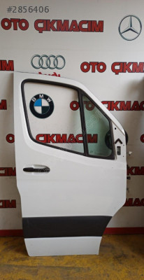 SPRINTER 2020 W317 SAĞ ÖN KAPI