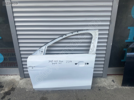 Ford Focus sol ön kapı 2018-2025