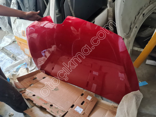 2013/2018 RENAULT CLİO 4 ALEV KIRMIZI MOTOR KAPUTU ORJİNAL B