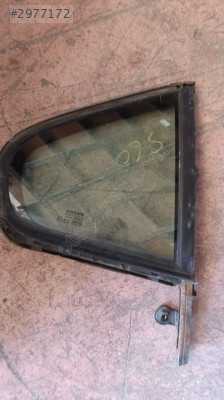 VOLVO S60 SAĞ ARKA KELEBEK CAMI 2001