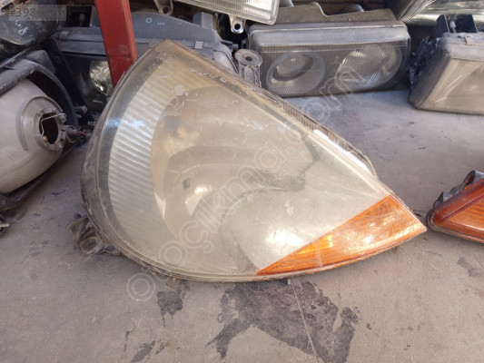 Ford Ka Sağ Ön Far