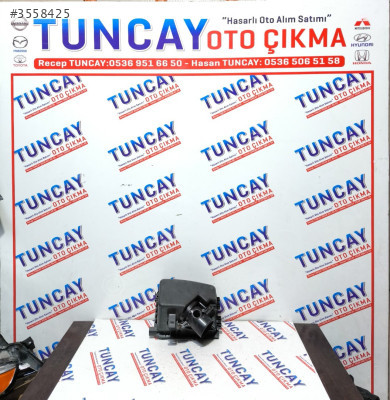 TOYOTA AVENSİS HAVA FİLTRE KUTUSU ÜST 1.6 BENZİN 2009-2018 ÇIKMA