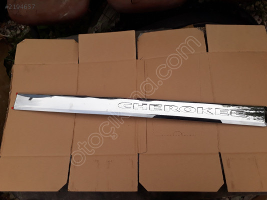Jeep CHROKEE liberty  Sağ ön kapi banti Cherokee limitet