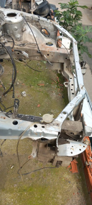 Mazda familia ön panel