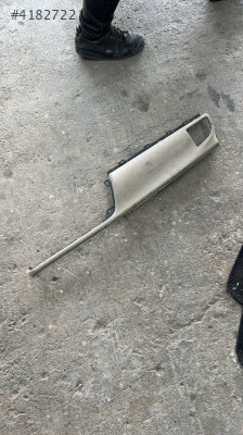 Toyota Corolla ön göğüs trim