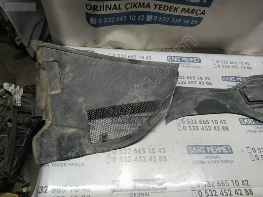 ÇIKMA AUDİ A6 C7 AKÜ ÜST PLASTİĞİ 4G8819447