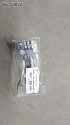 RENAULT EXPRESS ÖN TAMPON SAĞ BRAKET MAİS 622224650R