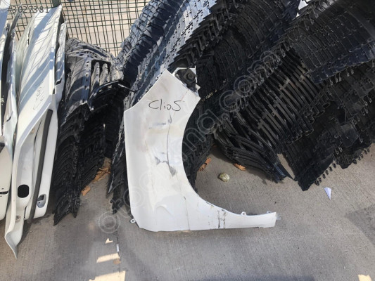 RENAULT CLİO 5 SAĞ ÖN ÇAMURLUK