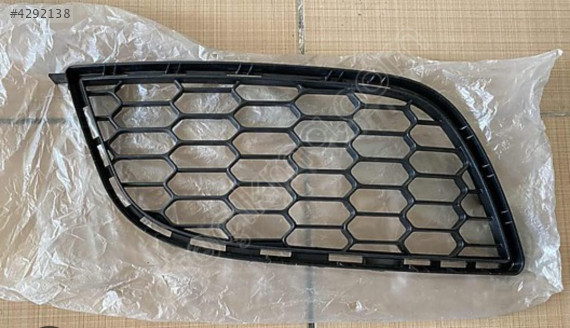 Alfa Romeo giuliettta ön tampon ızgarası