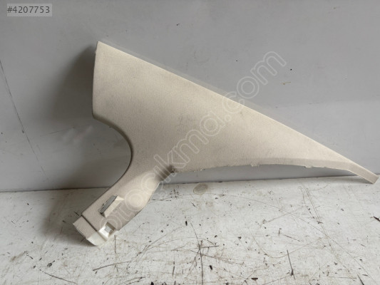 VOLKSWAGEN PASSAT B8 ARKA DİREK İÇ BAKALİTLERİ SAĞ SOL