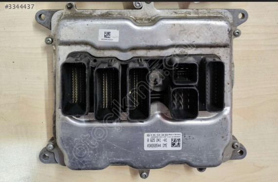 BMW F20 F30 116 MOTOR BEYNİ 0281S10136  8 625 241-01 MED17.2.25