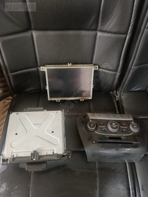 Fiat freemont CD çalar ve ekran set hatasız