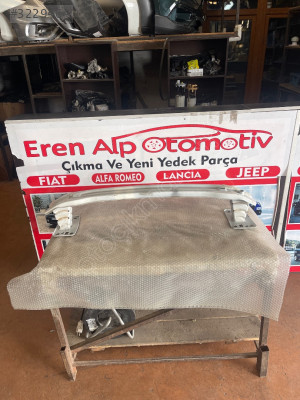 FİAT EGEA ÖN TAMPON DEMİRİ ÇIKMA ORJİNAL BEYAZ