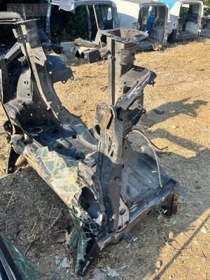 RENAULT LAGUNA 3  SAĞ ÖN ÖN ŞASE ÇEYREK GÜÇMANLAR 05012551616