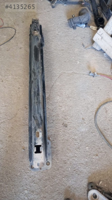 Focus 2008-2011 Arka Tampon Demiri 8V41 10746 AB ORJINL