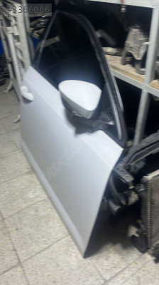 2014-18 MODEL SKODA OCTAVİA ORJ ÇIKMA SAĞ ÖN KAPI