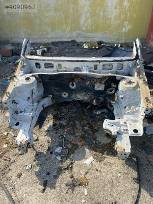 HYUNDAİ ACCENT ERA SAĞ SOL ÖN ŞASİ ÜÇEL OTO ÇIKMA BURSA