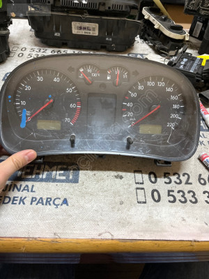 ÇIKMA VW GOLF 4 BORA 1J0919 881X 1J0919881X KİLOMETRE SAATİ