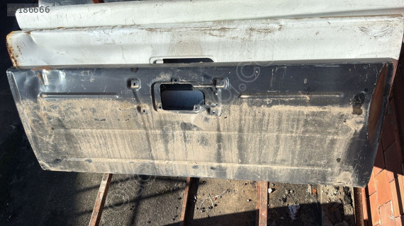 NİSSAN SKYSTAR ÇIKMA ORJİNAL BAGAJ KAPAĞI KD