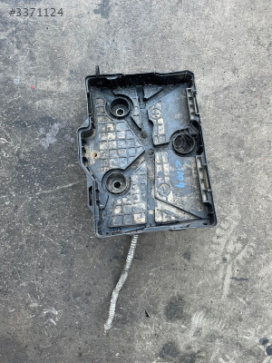 Renault Clio4 Akü Alt Tablası
