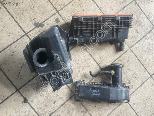Peugeot 206+ hava filtre kutusu