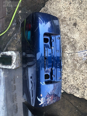 ÇIKMA AUDİ A6 BAGAJ KAPAĞI