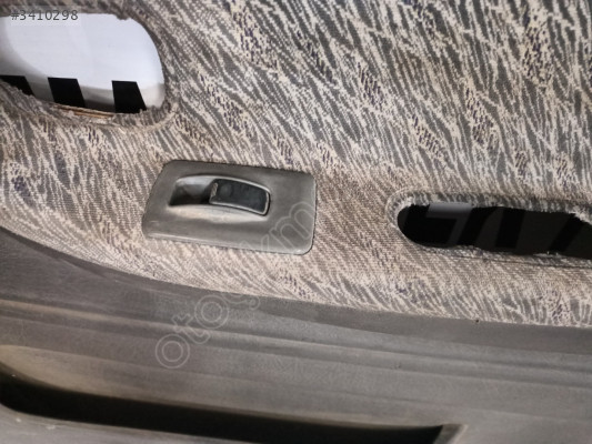 KİA SPORTAGE SAĞ ÖN CAM DÜĞMESİ