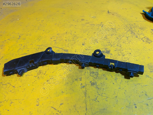 Toyota Corolla Tampon Braketi Arka Sağ Orjinal - 5257502120