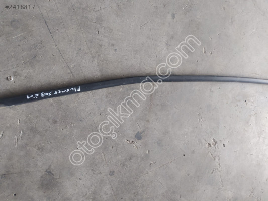 Renault Fluence sağ ön kapı dış sıyrıtıcı