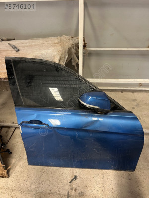 Bmw F30 3.20 çıkma ön sağ kapı