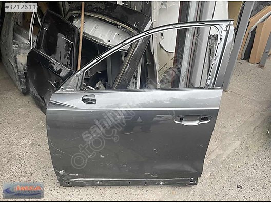 AUDİ Q3 SOL ÖN KAPI ÇIKMA ORİJİNAL 20-23
