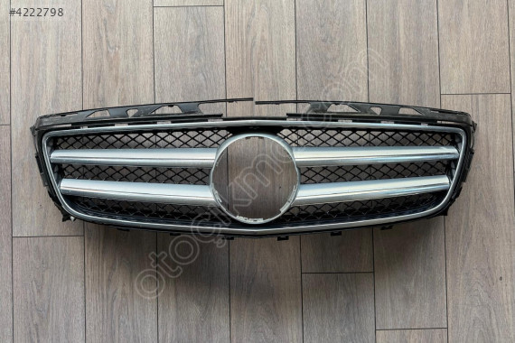 Çıkma Ön Panjur Mercedes-Benz CLS W218 A2188850165