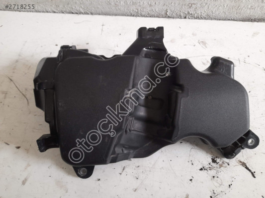 DACİA DOKKER 1.5.DCİ MOTOR ÜST KAPAĞI