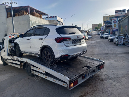 FİAT EGEA CROS 1.4 BENZİNLİ