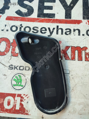 5C6839113B Jetta 2012 arka sol kapı iç panosu