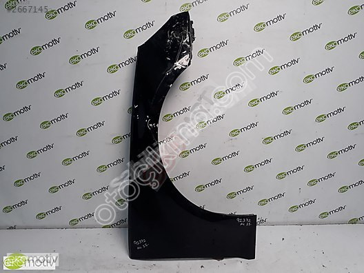 AUDI A4 2015- SAĞ ÖN ÇAMURLUK 8W0821106A