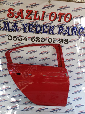FİAT EGEA SAĞ ARKA KAPI KIRMIZI ORJİNAL CİKMA