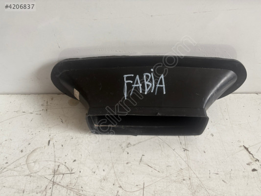 SKODA FABİA KARIŞIK İÇ TRİM PARÇALARI