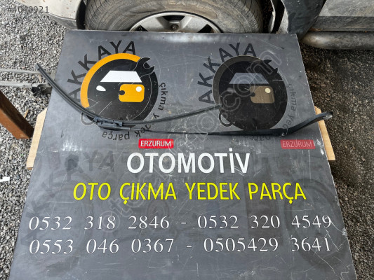 Ford C-Max 2 Sol ön Cam Silecek Kolu Orjinal Çıkma