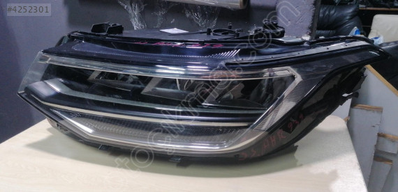 Volkswagen Tiguan 21-24 SolÖn Far  Orjinal Oto Çıkma