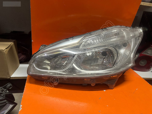 PEUGEOT 208 SOL FAR ORJİNAL ÇIKMA Bİ AYAK KIRIK