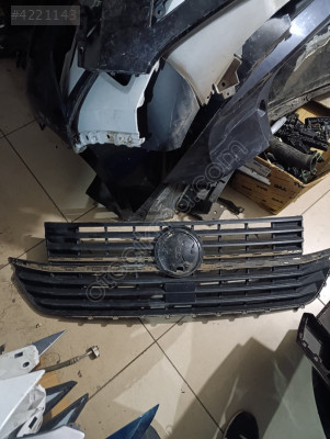 Volkswagen Transporter t8 ön panjur orjinal çıkma parça