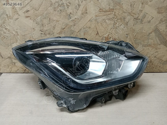 suzuki swift sağ far çıkma orijinal