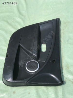 Renault Megan 3 Sol Ön Kapı Döşemesi