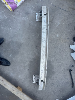 VOLVO XC90 ARKA TAMPON DEMİRİ ÇIKMA ORJİNAL